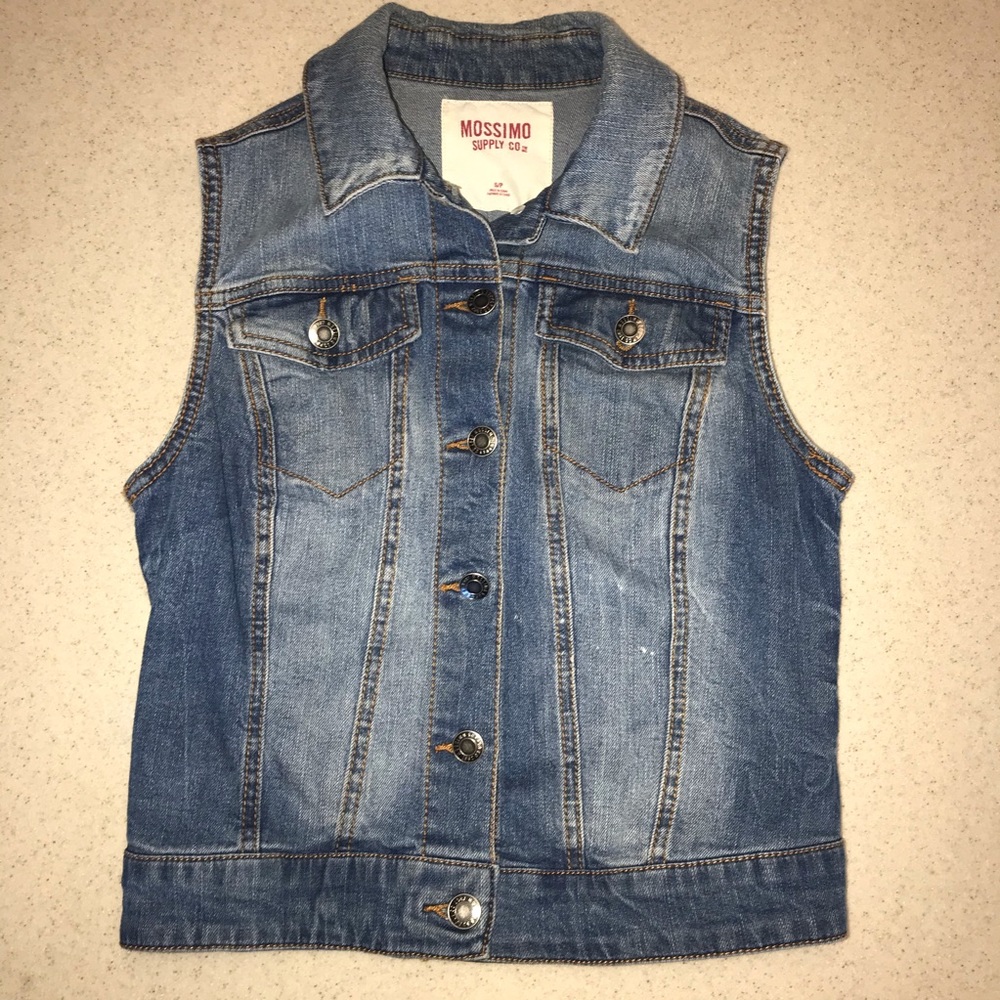 Mossimo Supply Co. Blue Denim Sleeveless Jean Vest